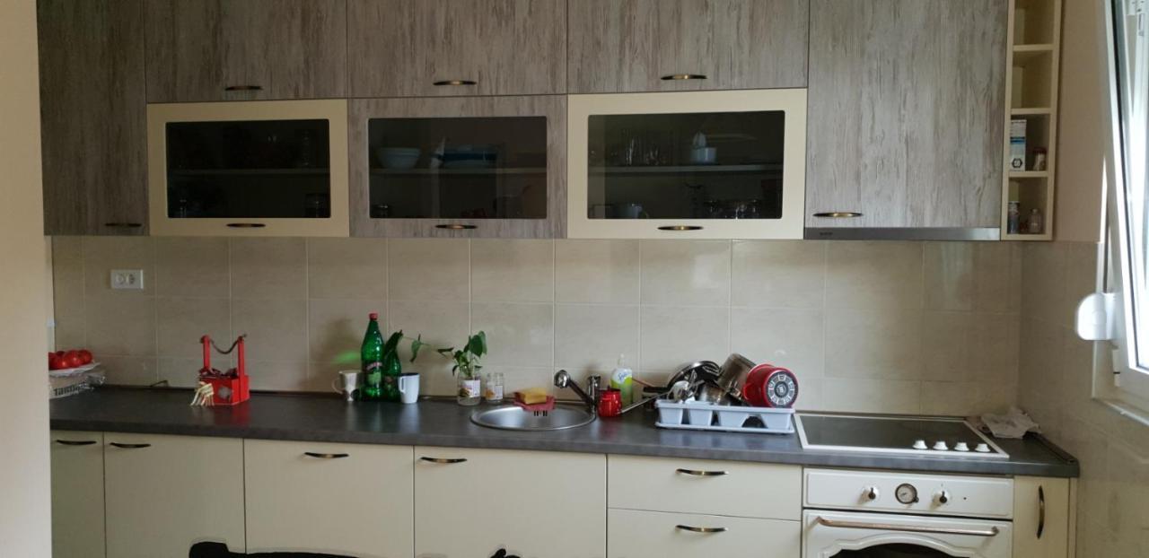 Nikolina Apartments Kotor Luaran gambar